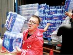Moving in a digital world - Technology-fuelled logisticsservices Soaper Hero A double life as legal counsel and social enterprise boss "Believe ...