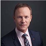 Charting an Ambitious Course Together - Destination Canada 2017 - 2021 Corporate Plan Summary 2017-2021