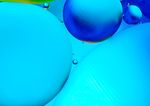 SHAPING TOMORROW'S GLOBAL HYDROGEN MARKET - VIA DE-RISKED INVESTMENTS Why being the first mover on the decarbonized energy market can bring huge ...