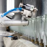 Electrostatic solution for glass bottles: How Wiegand-Glas significantly simplified its coating process