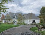 Summer Style GORGEOUS GROUNDS, POOLSIDE PARADISE, LAKESHORE LUXURY - The Cottage Company - of Harbor Springs