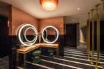 SX SKY BAR OPENS ON MICHIGAN AVENUE - Oxford Hotels & Resorts