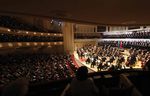CHICAGO SYMPHONY ORCHESTRA - RICCARDO MUTI ZELL MUSIC DIRECTOR "THE STUFF OF LEGEND"-LE MONDE, PARIS