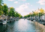 E-commerce Delivery Compass - 2021/2022 The latest European insights to turn e-commerce logistics into your competitive advantage - Sendcloud