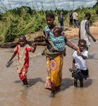 WALKING INTO THE EYE OF THE STORM: HOW THE CLIMATE CRISIS IS DRIVING CHILD MIGRATION AND DISPLACEMENT - October 2021