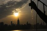 Heat, humidity keeps hold on Eastern US as weekend slogs on - Phys.org