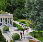 DISCOVER IMD Developing leaders Transforming organizations Impacting your future - IMD business school