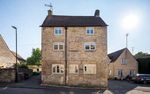 STAPLE HOUSE Northleach - Sharvell Property